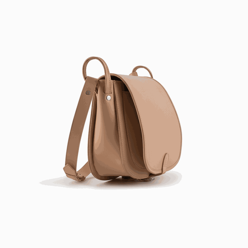 Elegant women's leather postbag in natural juchta leather with adjustable strap and spacious compartments