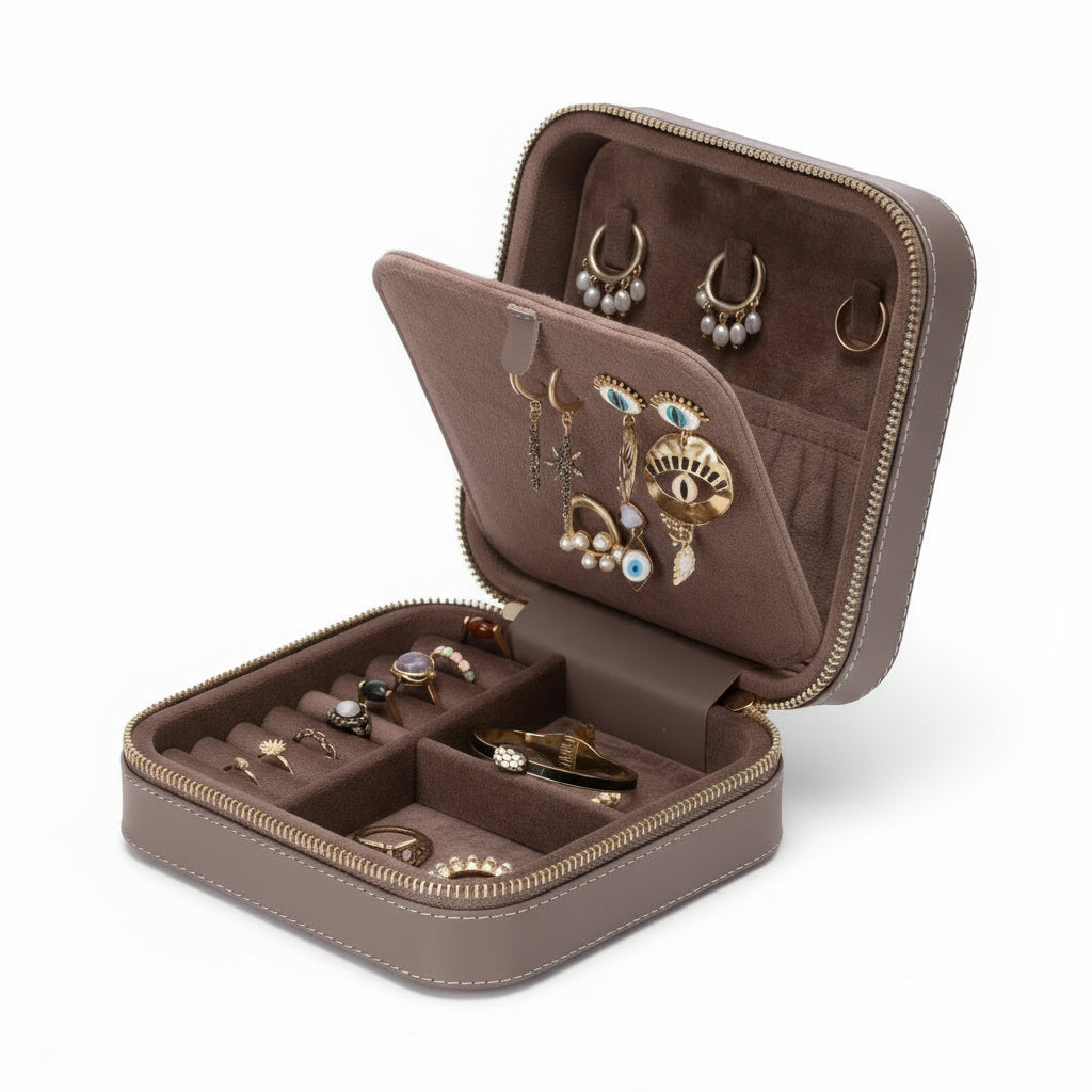 Eufaula leather jewelry box with velvet interior – CherryMax Germany